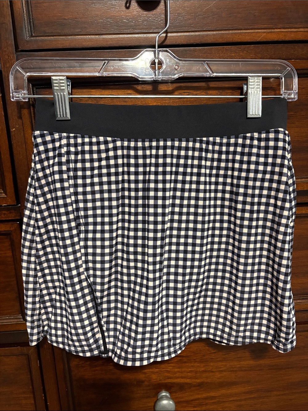 ALO Yoga Black & White Slit Skirt